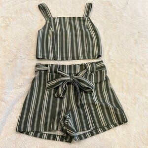 Two piece crop top with shorts no boundaries size XS